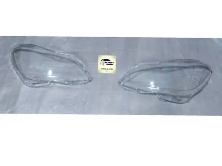 Mercedes w204 Glk x204 стекла фар левая правая мерседес 204 стекло фары за 2 000 тг. в Алматы – фото 2