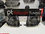 Передние фары на Mitsubishi Pajero 4 2007-21 дизайн BLACK STYLEүшін220 000 тг. в Астана