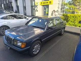 Mercedes-Benz 190