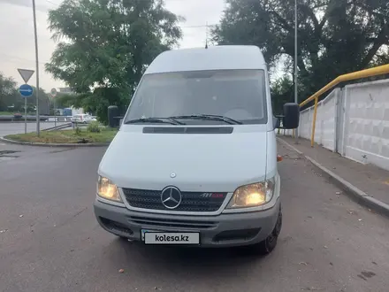 Mercedes-Benz Sprinter 2014 года за 13 000 000 тг. в Алматы – фото 4