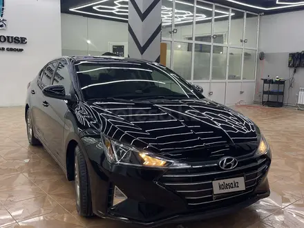 Hyundai Elantra 2018 года за 5 500 000 тг. в Шымкент – фото 6