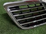 Решетка радиатора Mercedes-Benz W211 рестайлинг за 80 000 тг. в Талдыкорган – фото 5