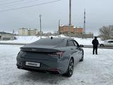 Hyundai Elantra 2022 года за 10 500 000 тг. в Жезказган – фото 3