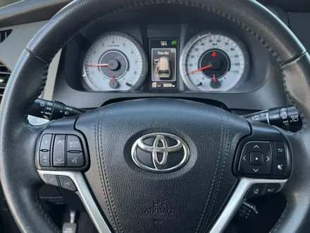 Toyota Sienna 2019 года за 17 500 000 тг. в Астана – фото 20