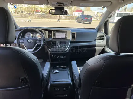 Toyota Sienna 2019 года за 17 500 000 тг. в Астана – фото 24