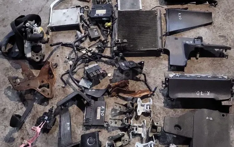 Toyota Camry 70 петля в сборе переключатель скорости радиатор печь Airbag к за 1 000 тг. в Алматы