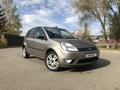 Ford Fiesta 2004 годаүшін2 450 000 тг. в Щучинск – фото 2