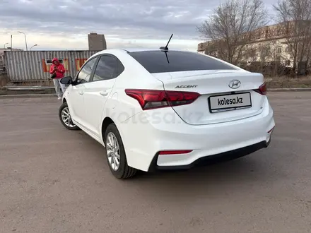 Hyundai Accent 2019 года за 6 900 000 тг. в Караганда – фото 4