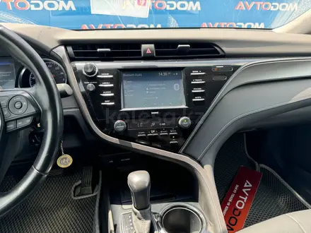 Toyota Camry 2020 года за 12 300 000 тг. в Актау – фото 12