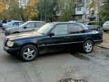 Mercedes-Benz E 220 1993 года за 900 000 тг. в Павлодар