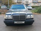 Mercedes-Benz E 220 1993 года за 900 000 тг. в Павлодар – фото 4