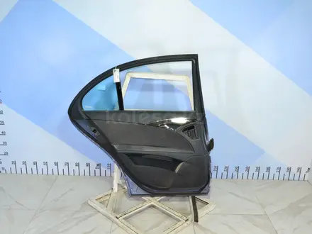 Дверь задний левый Mercedes Benz W211 за 20 000 тг. в Тараз – фото 4