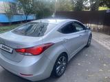 Hyundai Elantra 2014 годаfor6 800 000 тг. в Алматы – фото 4