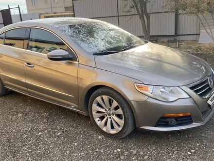 Volkswagen Passat CC 2010 года за 5 000 000 тг. в Атырау – фото 3