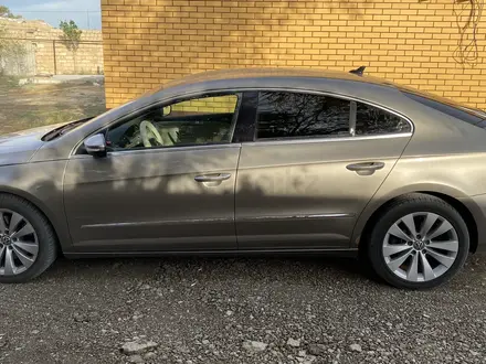 Volkswagen Passat CC 2010 года за 5 000 000 тг. в Атырау – фото 6