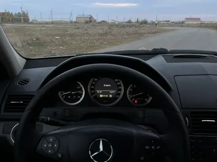 Mercedes-Benz C 200 2007 года за 5 300 000 тг. в Костанай – фото 13