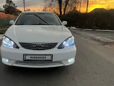 Toyota Camry, 2005