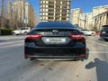 Toyota Camry 2023 года за 16 699 000 тг. в Алматы – фото 3