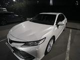 Toyota Camry 2019 года за 16 000 000 тг. в Астана