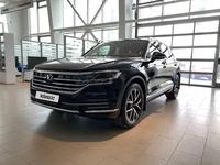 Volkswagen Touareg 2022 года за 23 890 000 тг. в Астана