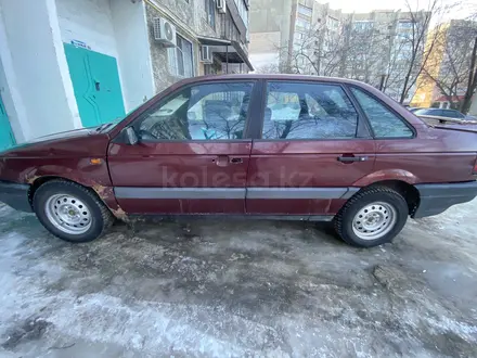 Volkswagen Passat 1993 года за 950 000 тг. в Уральск – фото 4