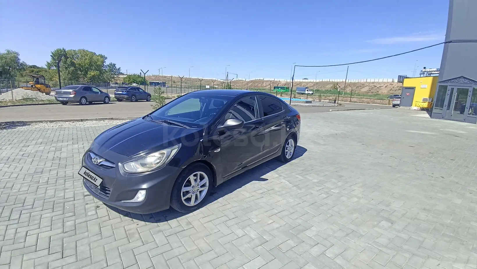 Hyundai Accent, 2011
