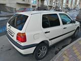 Volkswagen Golf 1994 года за 1 850 000 тг. в Караганда – фото 4