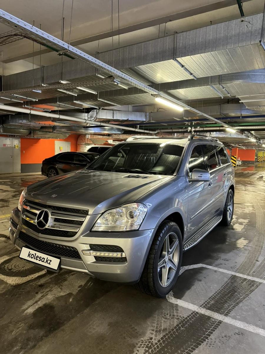 Mercedes-Benz GL 500 2011 г.