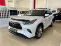 Toyota Highlander Luxe 2024 годаүшін39 050 000 тг. в Караганда