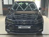 Volkswagen Tiguan 2018 года за 13 000 000 тг. в Актобе
