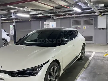 Kia EV6 2021 года за 14 000 000 тг. в Алматы – фото 2