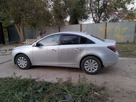 Chevrolet Cruze 2011 года за 4 000 000 тг. в Актобе – фото 4