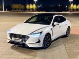 Hyundai Sonata 2021 года за 10 450 000 тг. в Астана