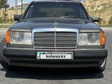 Mercedes-Benz E 200 1990 года за 1 600 000 тг. в Шымкент – фото 4