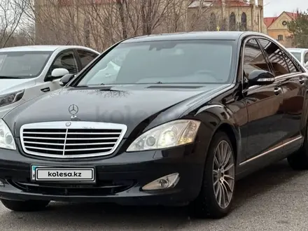 Mercedes-Benz S 500 2006 года за 9 000 000 тг. в Жезказган – фото 2