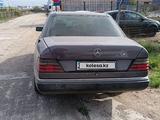 Mercedes-Benz E 200 1992 года за 650 000 тг. в Астана – фото 3