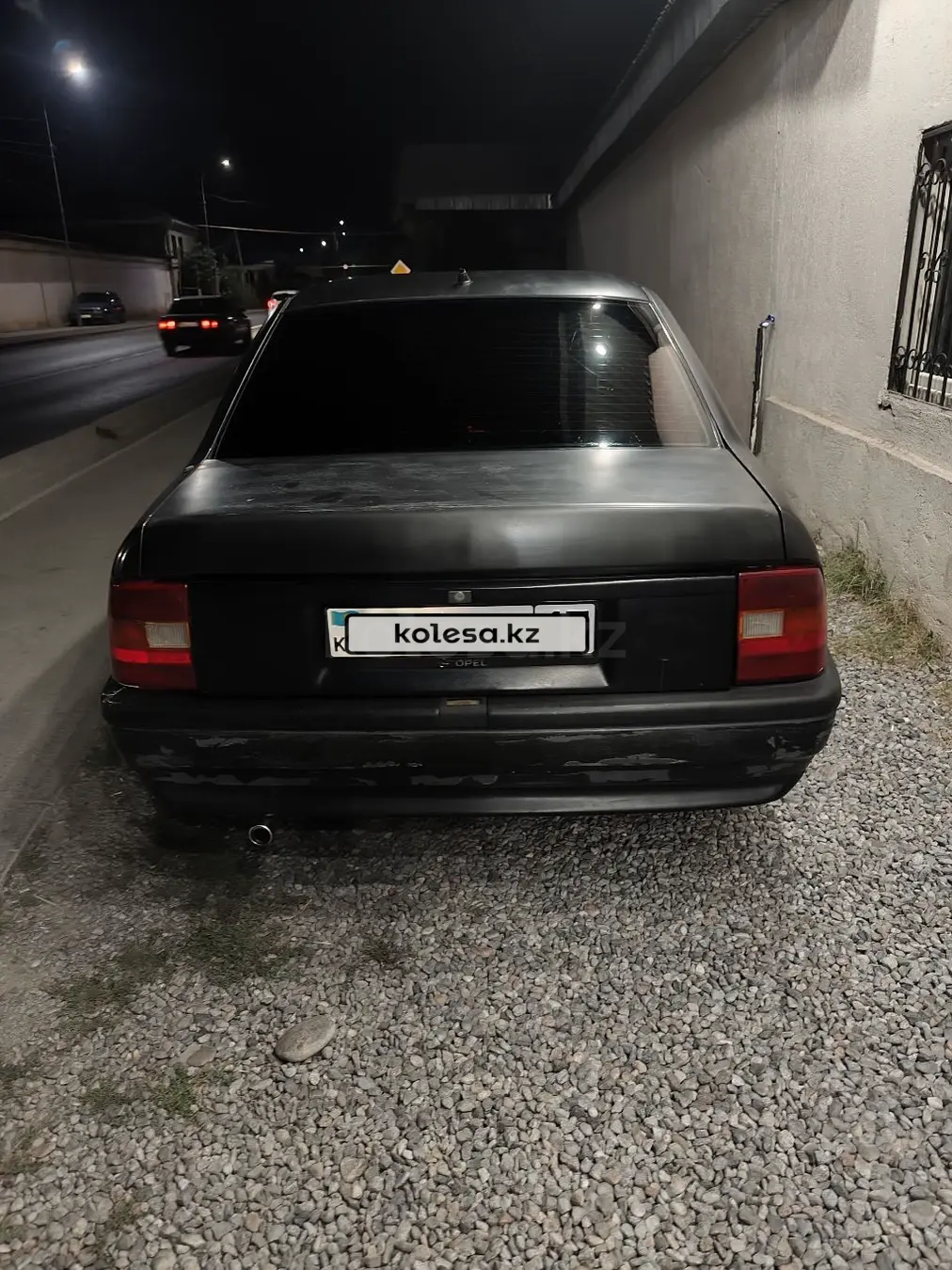 Opel Vectra, 1992