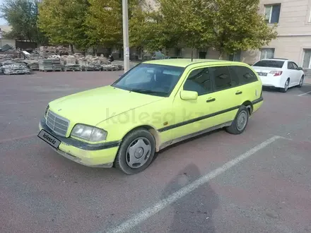 Mercedes-Benz C 250 1998 года за 3 000 000 тг. в Шымкент