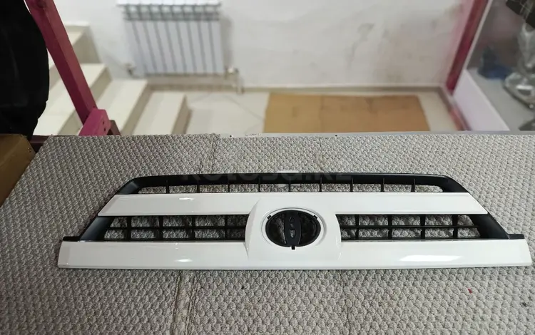 Решетка радиатора Toyota 4Runner 2003-2006үшін30 000 тг. в Астана