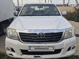 Toyota Hilux 2013 года за 6 800 000 тг. в Атырау