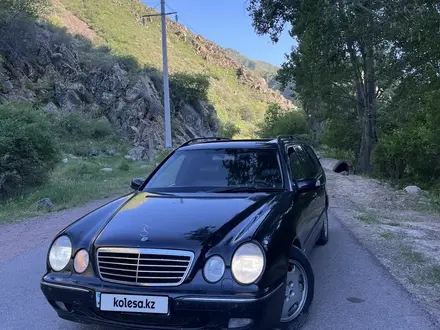 Mercedes-Benz E 280 2001 года за 2 700 000 тг. в Тараз – фото 2