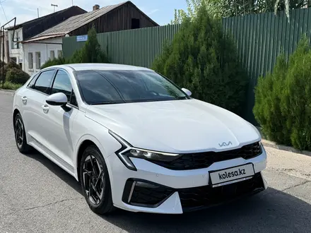 Kia K5 2023 года за 14 000 000 тг. в Шымкент