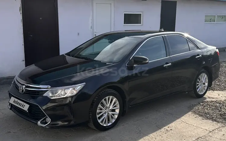 Toyota Camry 2015 года за 8 700 000 тг. в Семей