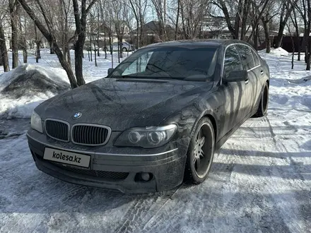 BMW 760 2005 года за 6 300 000 тг. в Алматы – фото 10