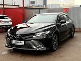 Toyota Camry 2018 года за 12 200 000 тг. в Алматы