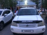 Toyota Highlander 2001 годаfor5 800 000 тг. в Астана
