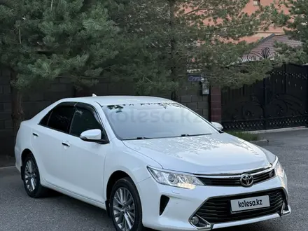 Toyota Camry 2017 года за 15 200 000 тг. в Алматы