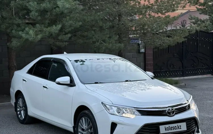Toyota Camry 2017 года за 15 200 000 тг. в Алматы