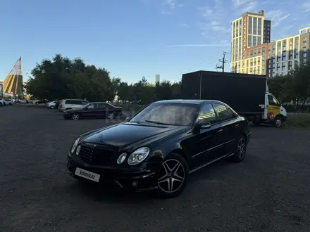 Mercedes-Benz E 320 2003 года за 4 550 000 тг. в Астана – фото 2