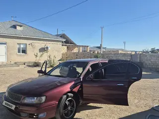 Nissan Maxima, 1996